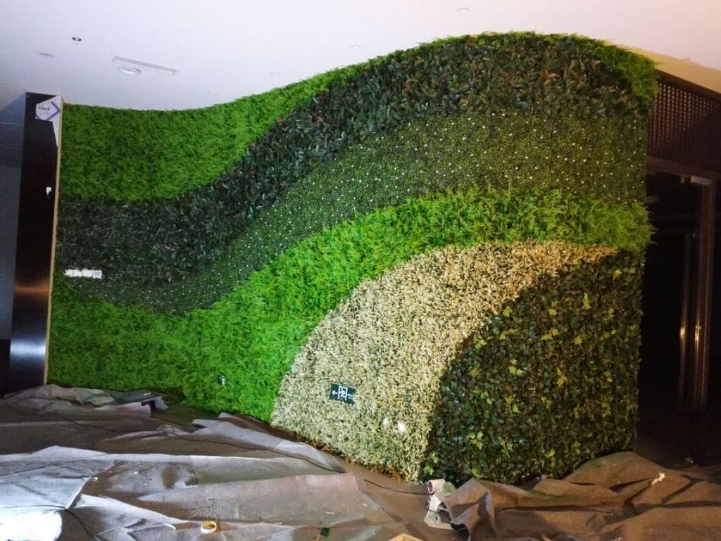 Artificial Vertical Gardens